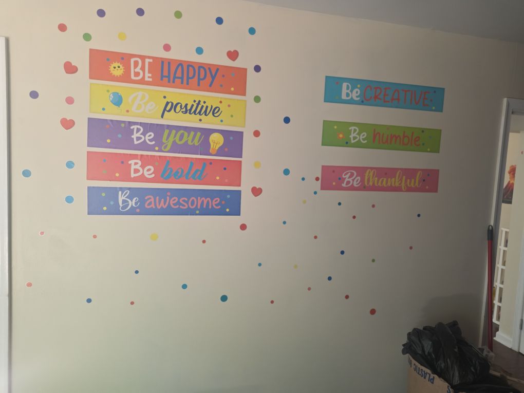 Mur motivant Be Happy